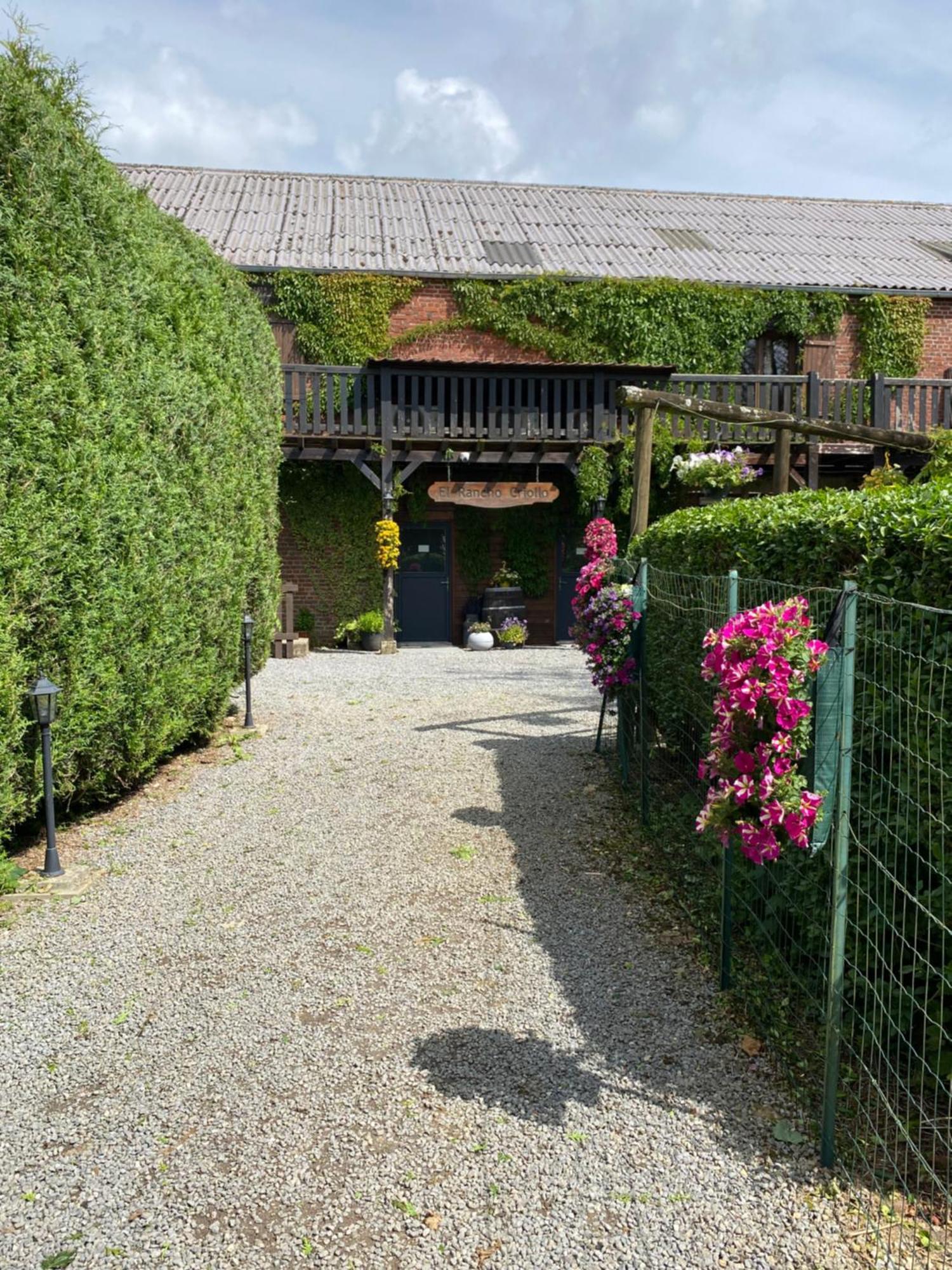 El Rancho Criollo Rooms And Gites Maubert-Fontaine Bagian luar foto
