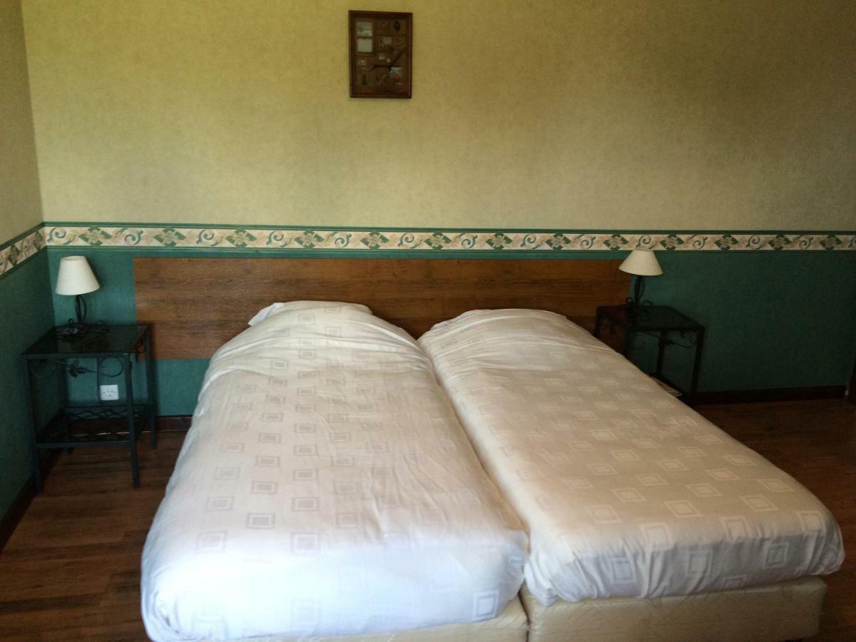 El Rancho Criollo Rooms And Gites Maubert-Fontaine Bagian luar foto
